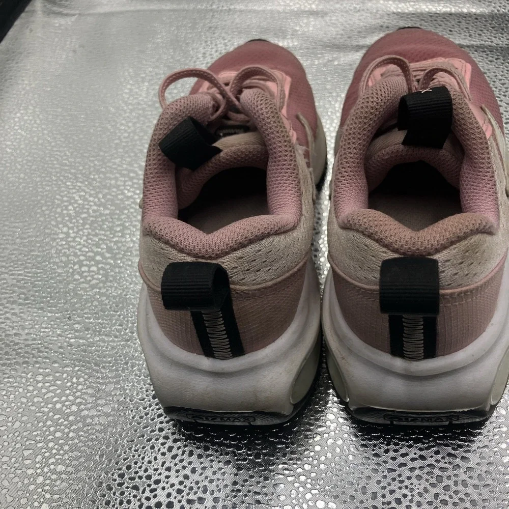 Pink Nike Air Max Kids Shoes. Size 13 C